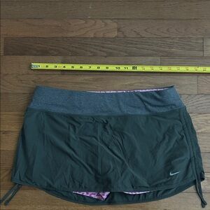 Nike Gray and Black Athletic Skirt